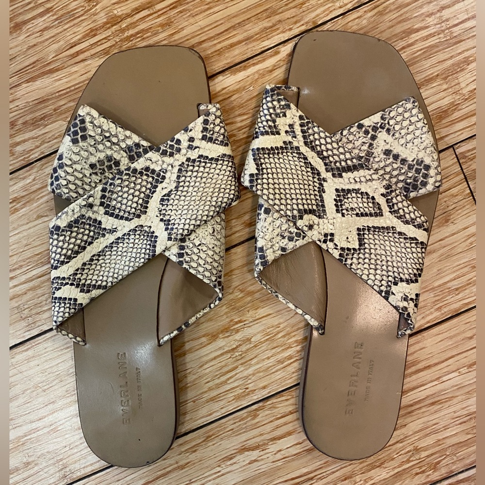 Everlane The Day Crossover Snake Print Sandal Size 8.5
